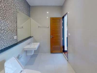 House · For sale · 4 bedrooms