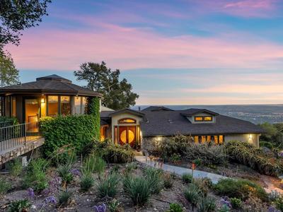 House · For sale · 3 bedrooms