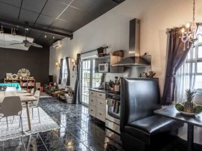 House · For sale · 3 bedrooms